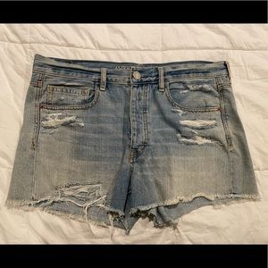 American Eagle || Jean Shorts || Size 12